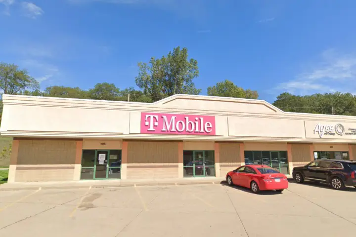 T-Mobile Gordon Dr & Stone Ave