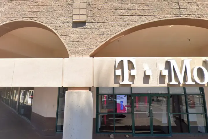 T-Mobile Grant & Swan