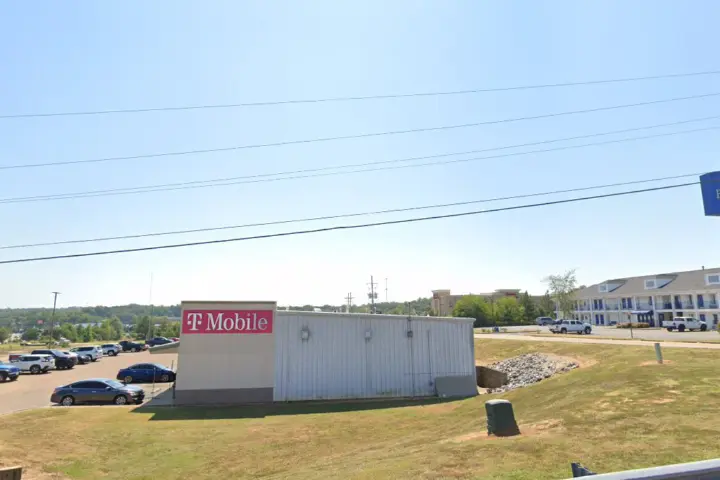 T-Mobile Grenada Plaza