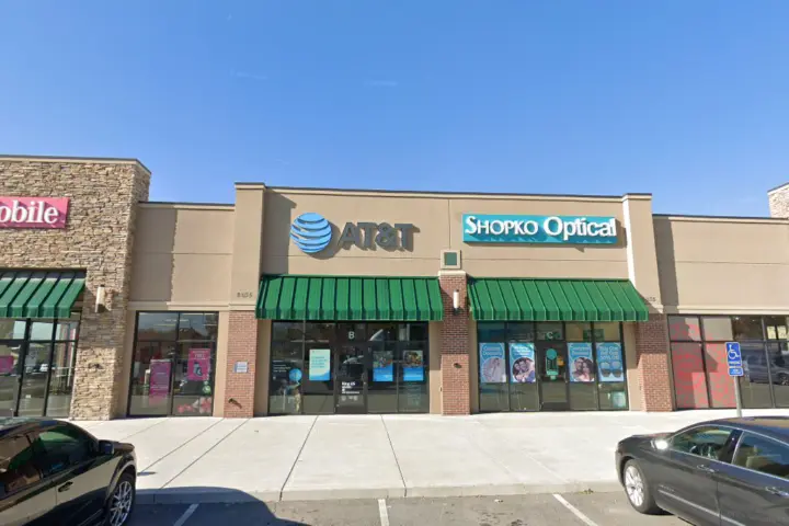 T-Mobile Harris Plaza