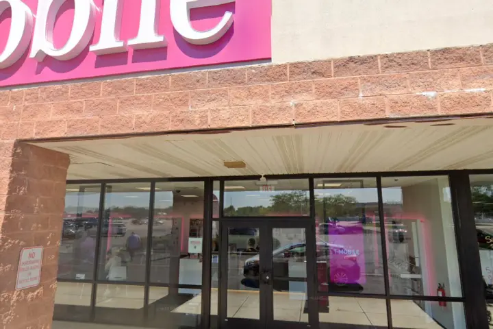 T-Mobile Heritage Towne Center