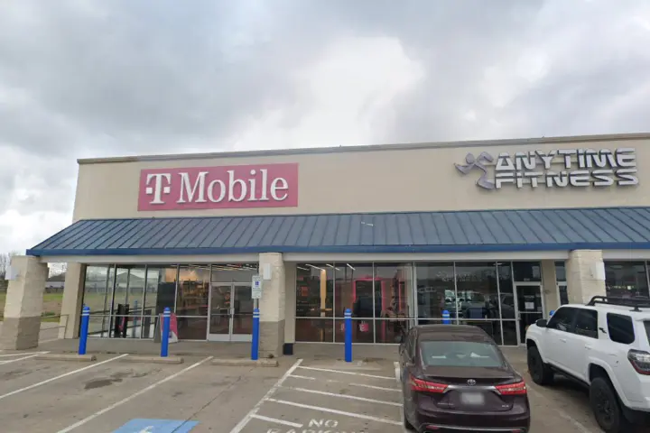 T-Mobile Highway 121 & Silo Rd