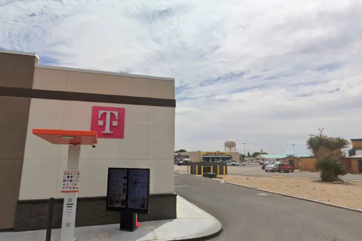 T-Mobile Hobbs Junction