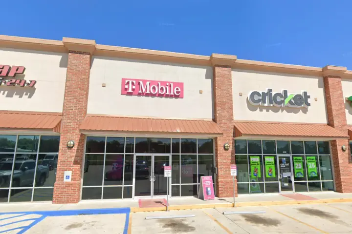 T-Mobile Hospital Rd & La 10