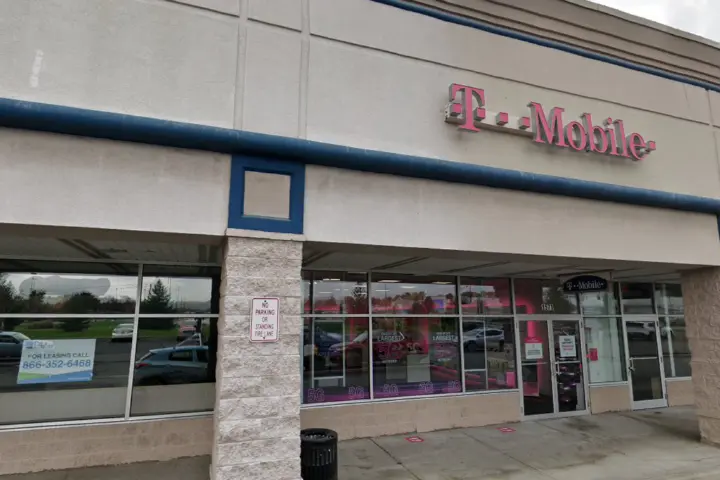T-Mobile Howard Rd & Chili Ave