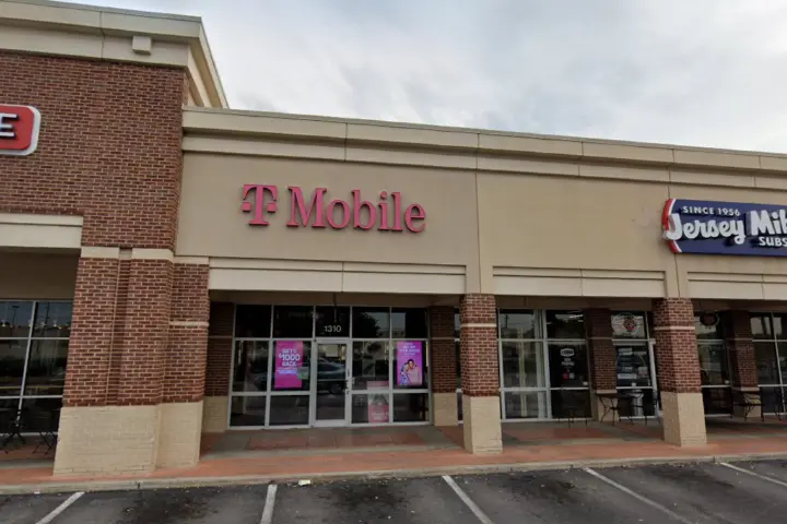 T-Mobile Hurst-Pipeline
