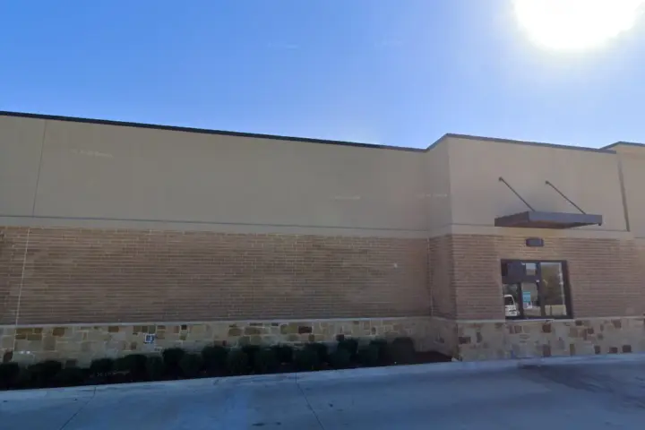 T-Mobile Hurst - Precinct