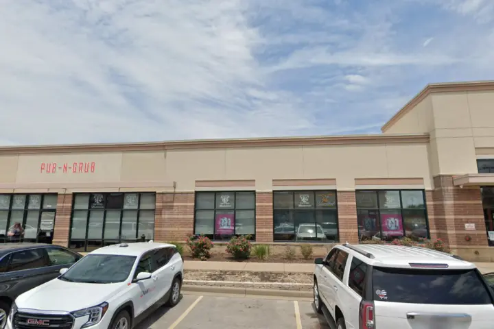 T-Mobile Hwy N & La Le Dr