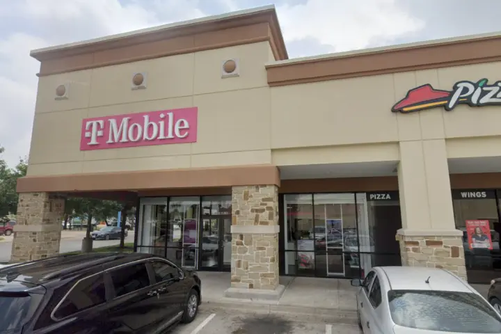 T-Mobile I-45 & Crosstimbers