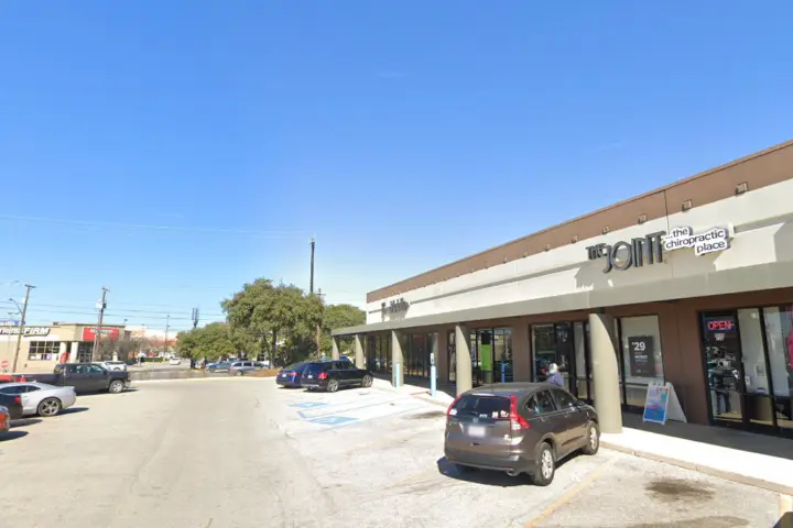 T-Mobile Ih-10 & De Zavala
