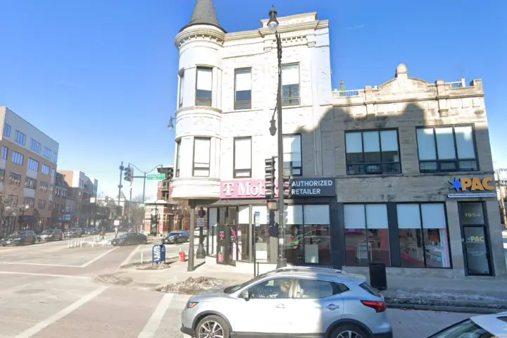 T-Mobile Irving Park & Damen