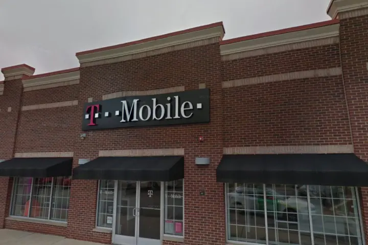 T-Mobile Jefferson Street & Caterpillar