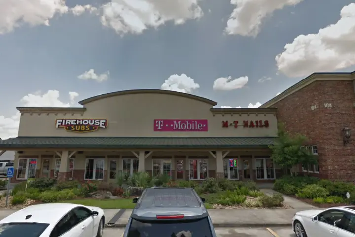 T-Mobile Kaliste Saloom Rd & W Pinhook Rd