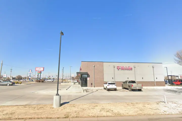 T-Mobile Kansas & 15th