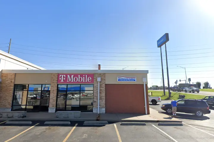 T-Mobile Karsch Blvd & Weber Rd
