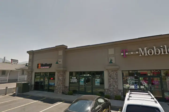 T-Mobile Kaysville Commons