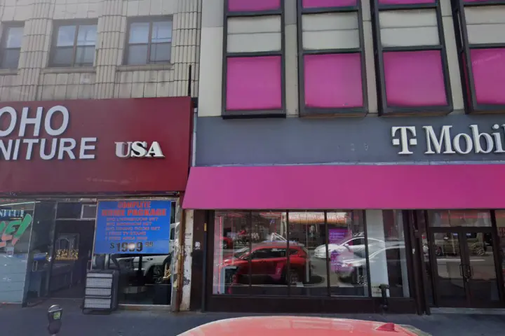T-Mobile Kennedy Blvd & Journal Square
