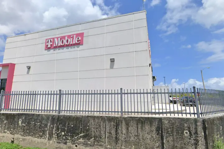 T-Mobile La Virgencita