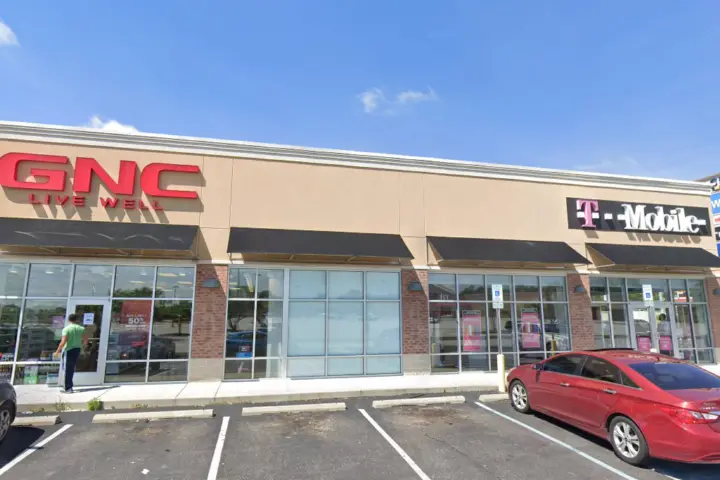 T-Mobile Lafayette Rd & I-65