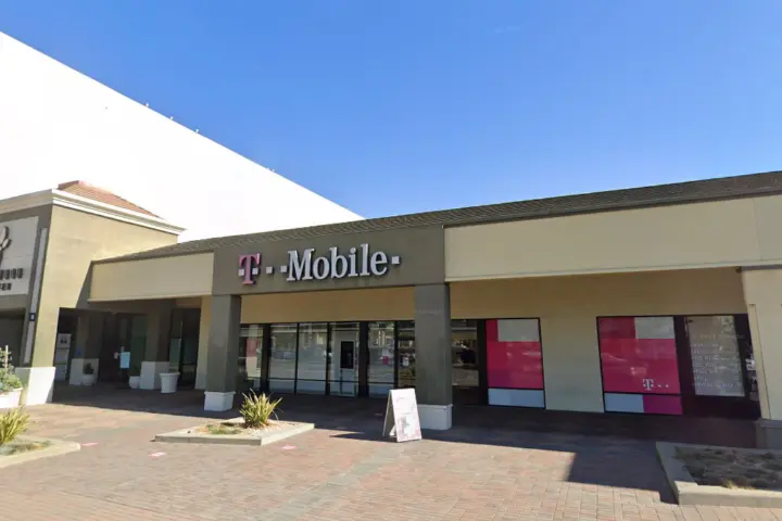 T-Mobile Lakewood Center