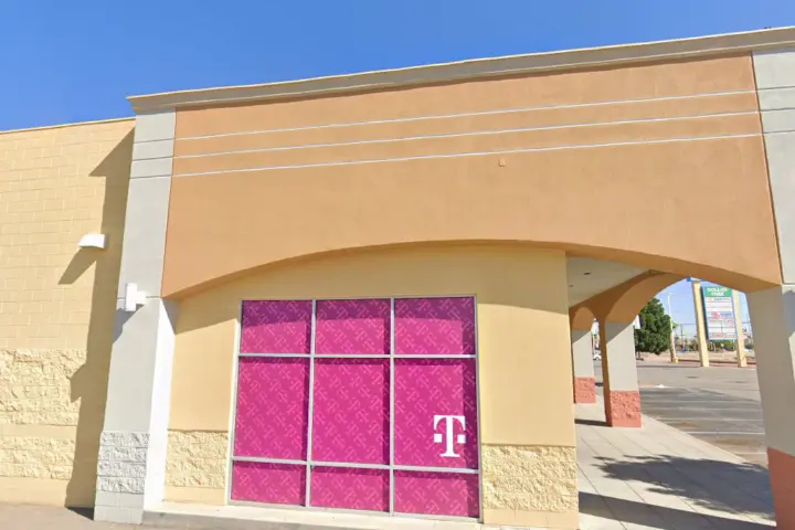T-Mobile Loop 375 & Alameda Boulevard