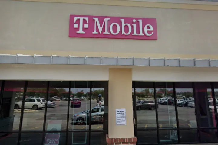 T-Mobile Lumberton Towne Centre