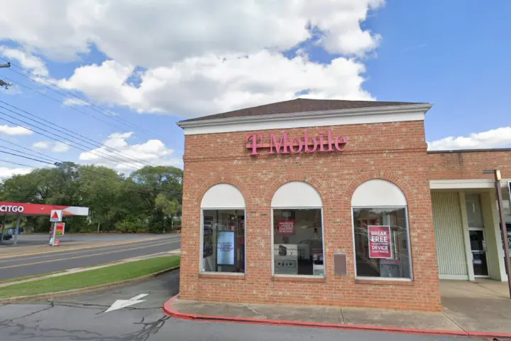 T-Mobile Luray Shopping Center
