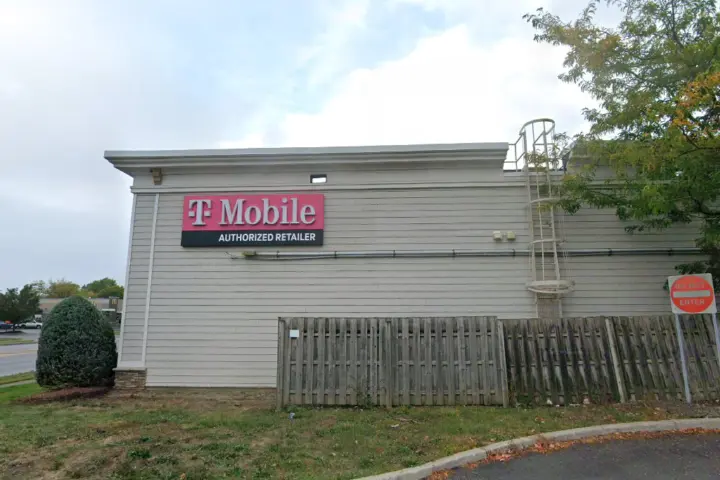 T-Mobile Main & Lewiston