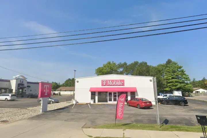 T-Mobile Main & South