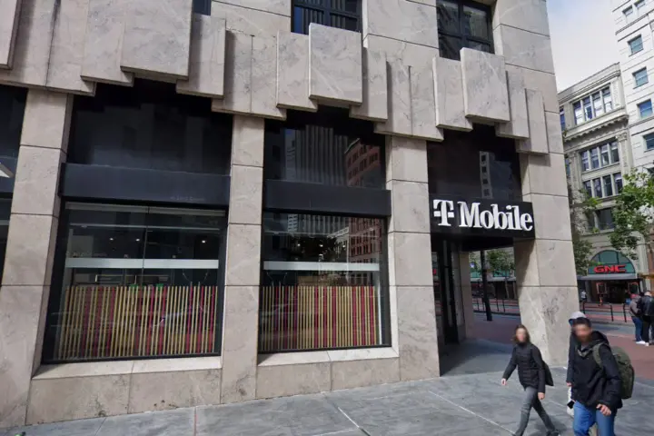 T-Mobile Market & 3rd