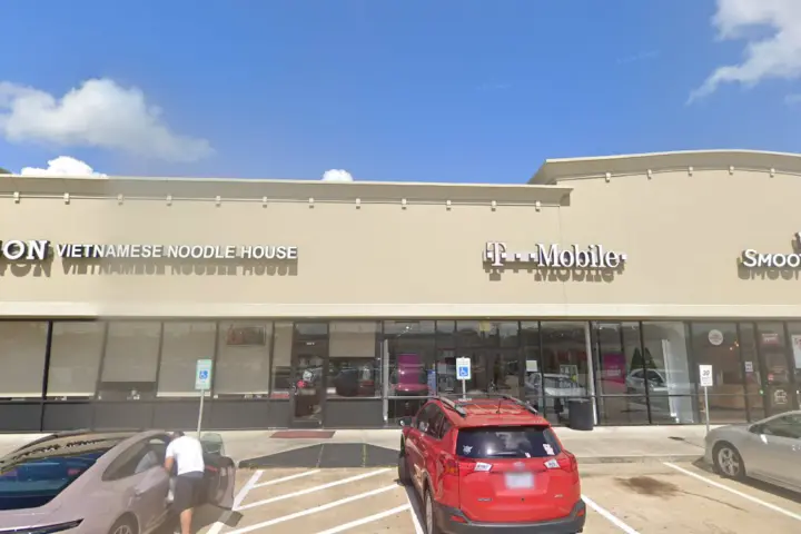 T-Mobile Mason Rd & Cimarron