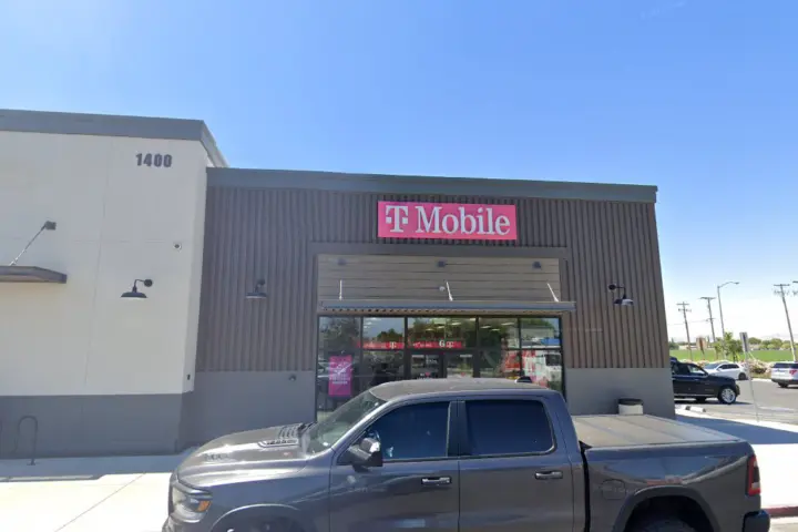 T-Mobile Mercey Springs & Pacheco