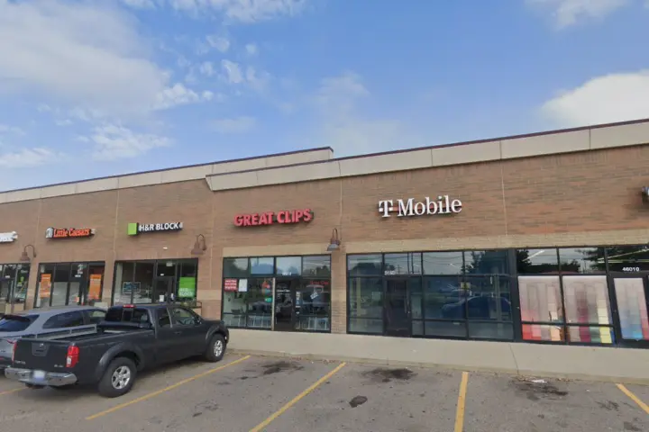 T-Mobile Michigan Ave & S Canton Ctr Rd