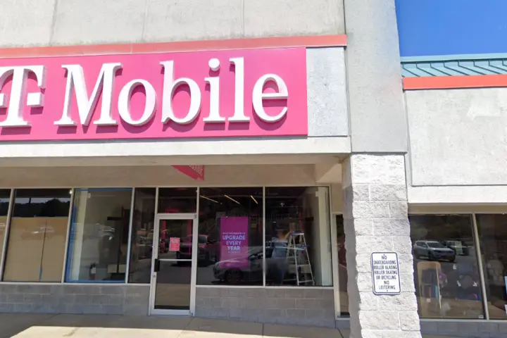 T-Mobile Mifflin County Commons