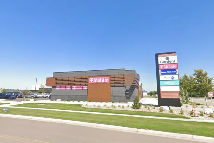 T-Mobile Minnesota & 81st