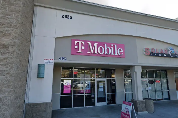 T-Mobile Mount Vernon Av & Mall View Rd