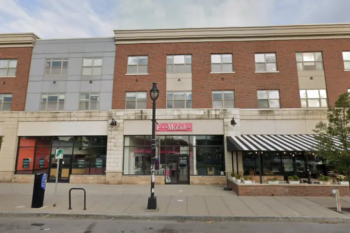 T-Mobile Mt Hope Ave & Celebration Dr