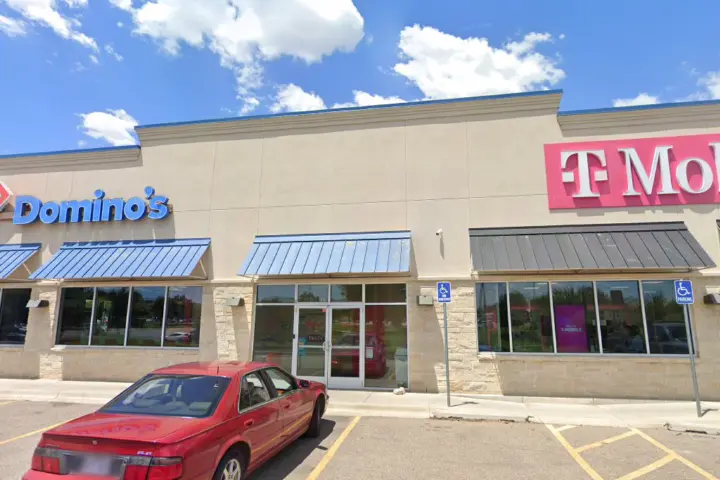 T-Mobile N 23rd St & Russell Long Blvd