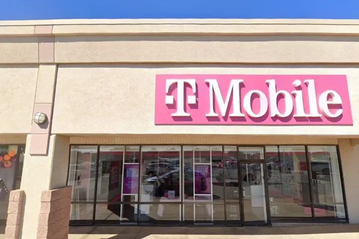 T-Mobile N Midkiff Rd & Loop 250