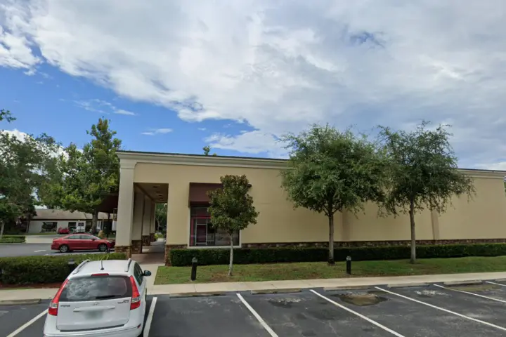 T-Mobile N Nova Rd & Sterthaus Dr