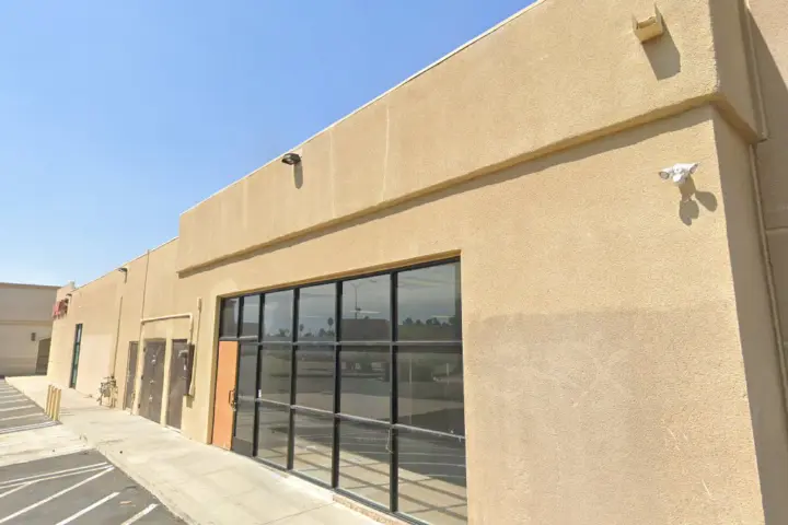 T-Mobile Nordhoff St & Nordhoff Way