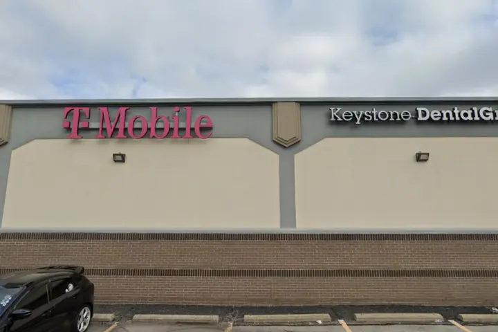T-Mobile Norgate storefront