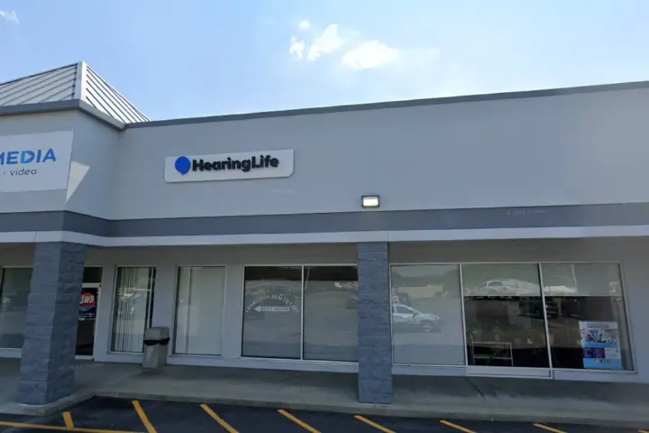 T-Mobile Northside Dr & N Industrial Dr