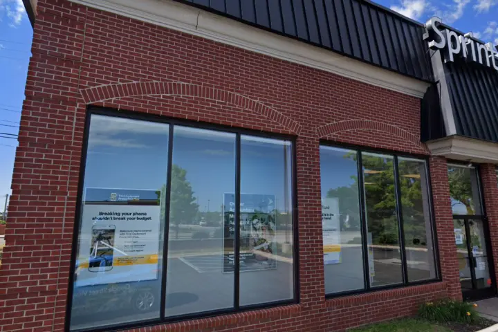 T-Mobile Novi & Crescent