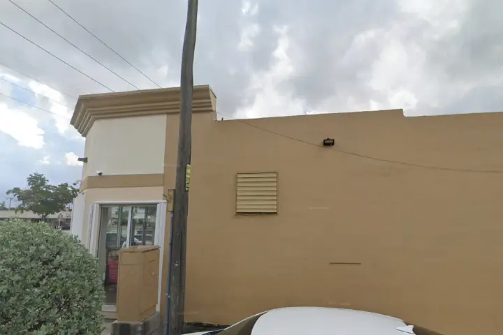 T-Mobile NW 7th Ave & NW 131st St