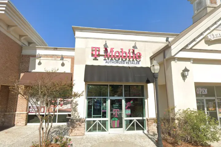 T-Mobile Ogeechee Rd and Berwick Blvd