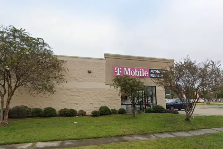 T-Mobile O'neal Lane & I-12