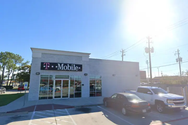 T-Mobile Pasadena & Southmore
