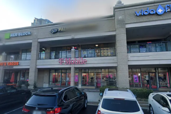 T-Mobile Peachtree & Delmont
