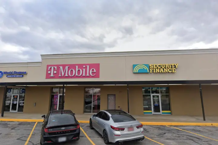 T-Mobile Petree Plaza